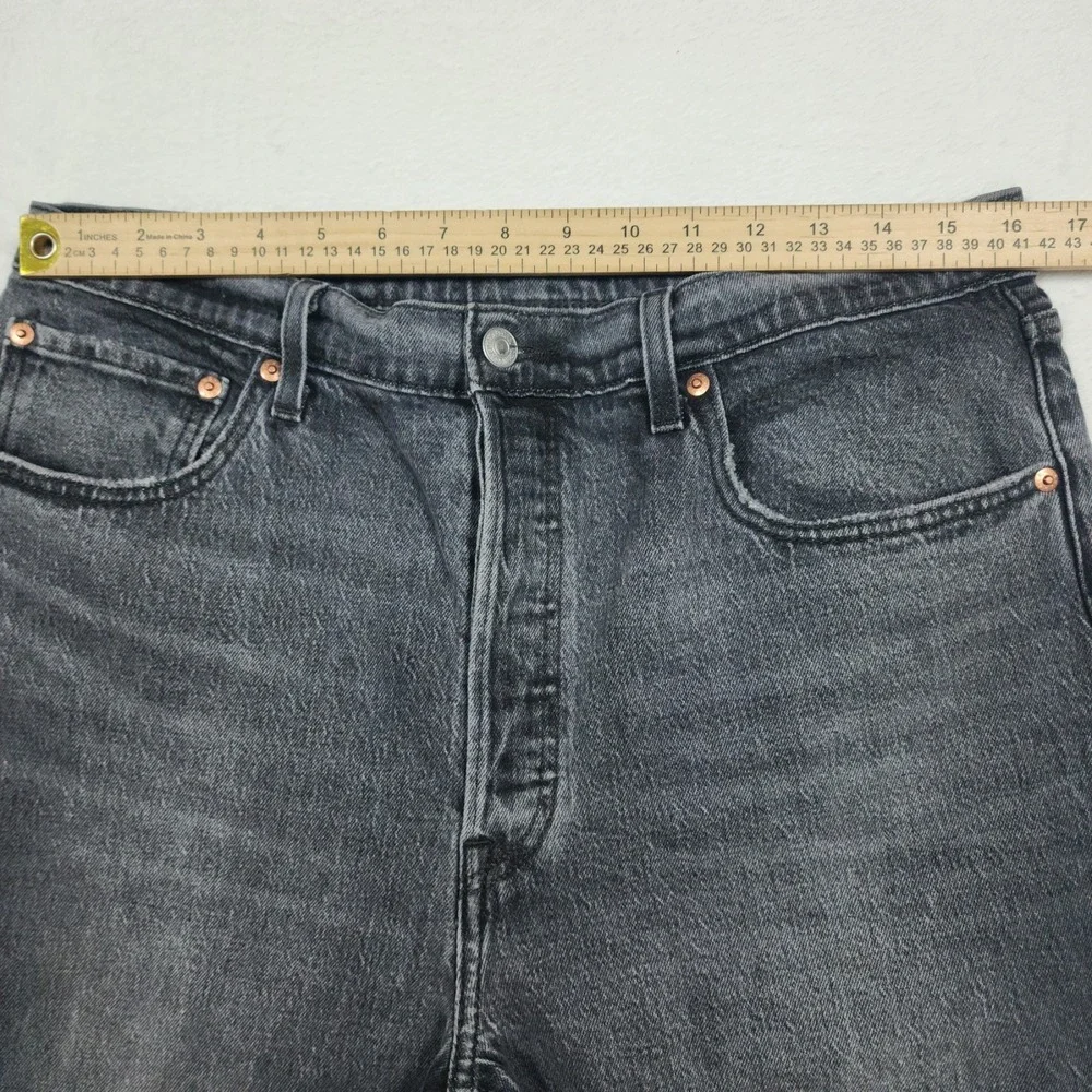 Levis 501 Jeans Mens 32x30 Black Straight Button Fly Faded Stretch Denim - Picture 10 of 14